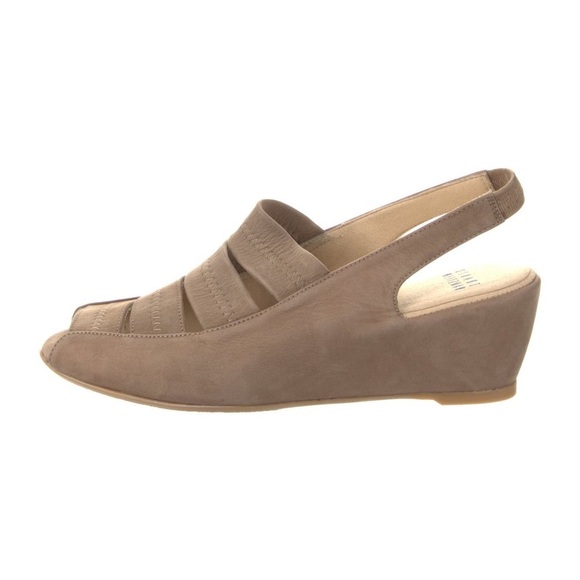 Stuart Weitzman Shoes - STUART WEITZMAN
Suede Wedge Sandals Size 9